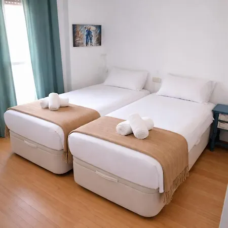Singularstays Reina Ii Апартаменты