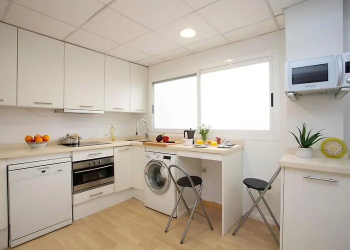 Singularstays Reina Ii Appartement *